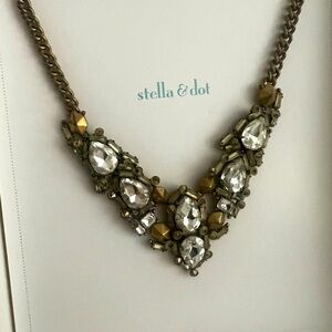 Stella & Dot Statement Necklace